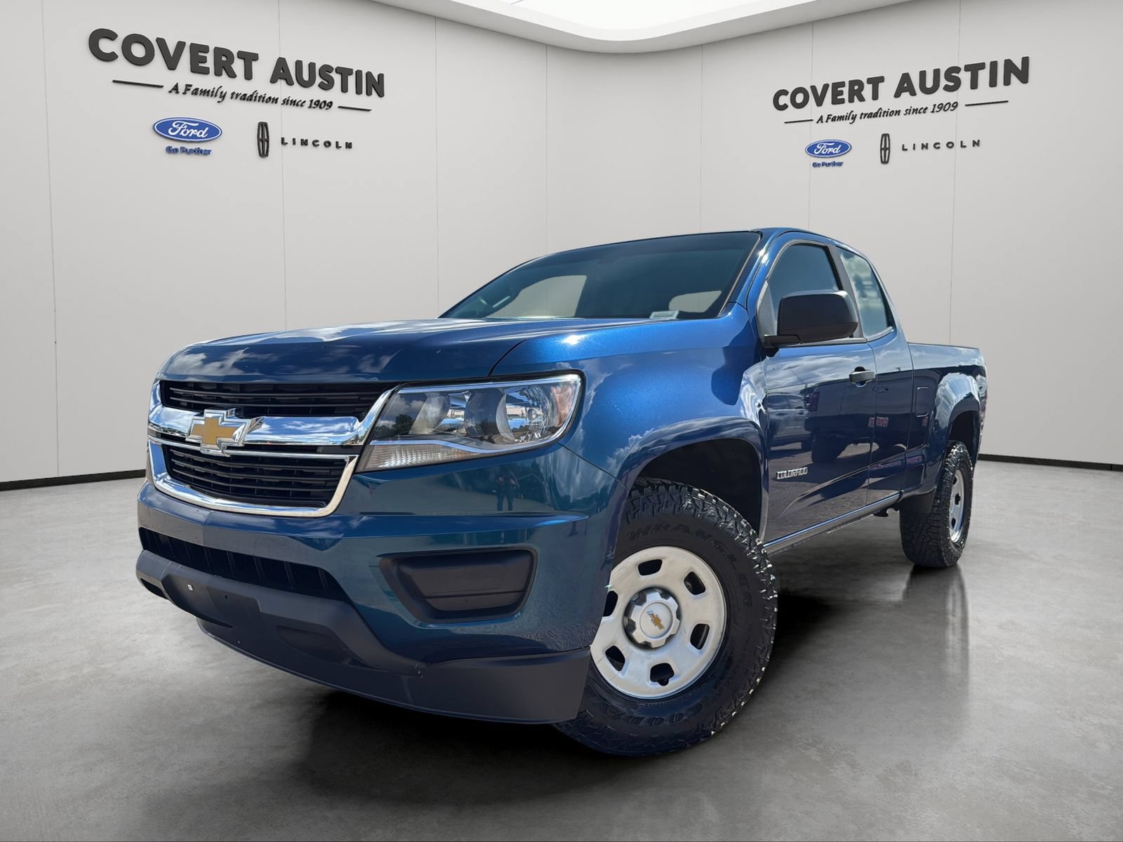 Used 2020 Chevrolet Colorado W/T w/ WT Convenience Package RWD image 1