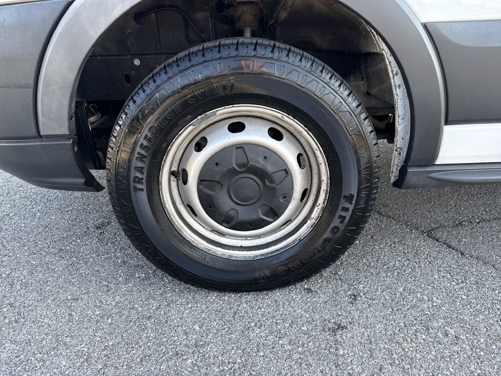 Used 2018 Ford Transit 250 148 Low Roof RWD image 9