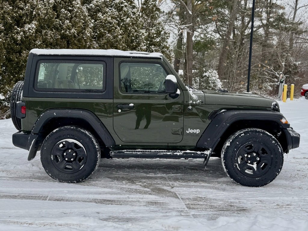 Used 2021 Jeep Wrangler Sport image 7