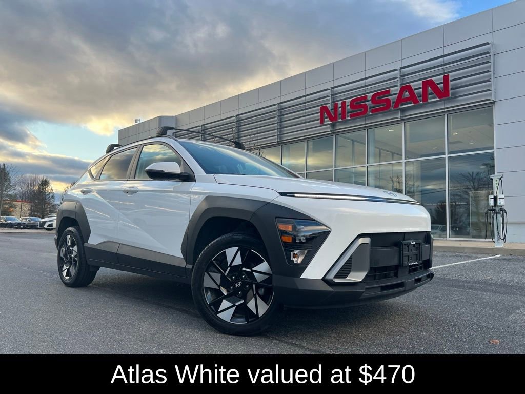 Used 2024 Hyundai Kona SEL image 3