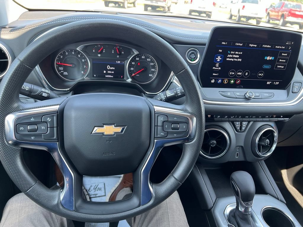 Used 2025 Chevrolet Blazer LT AWD/4WD image 30
