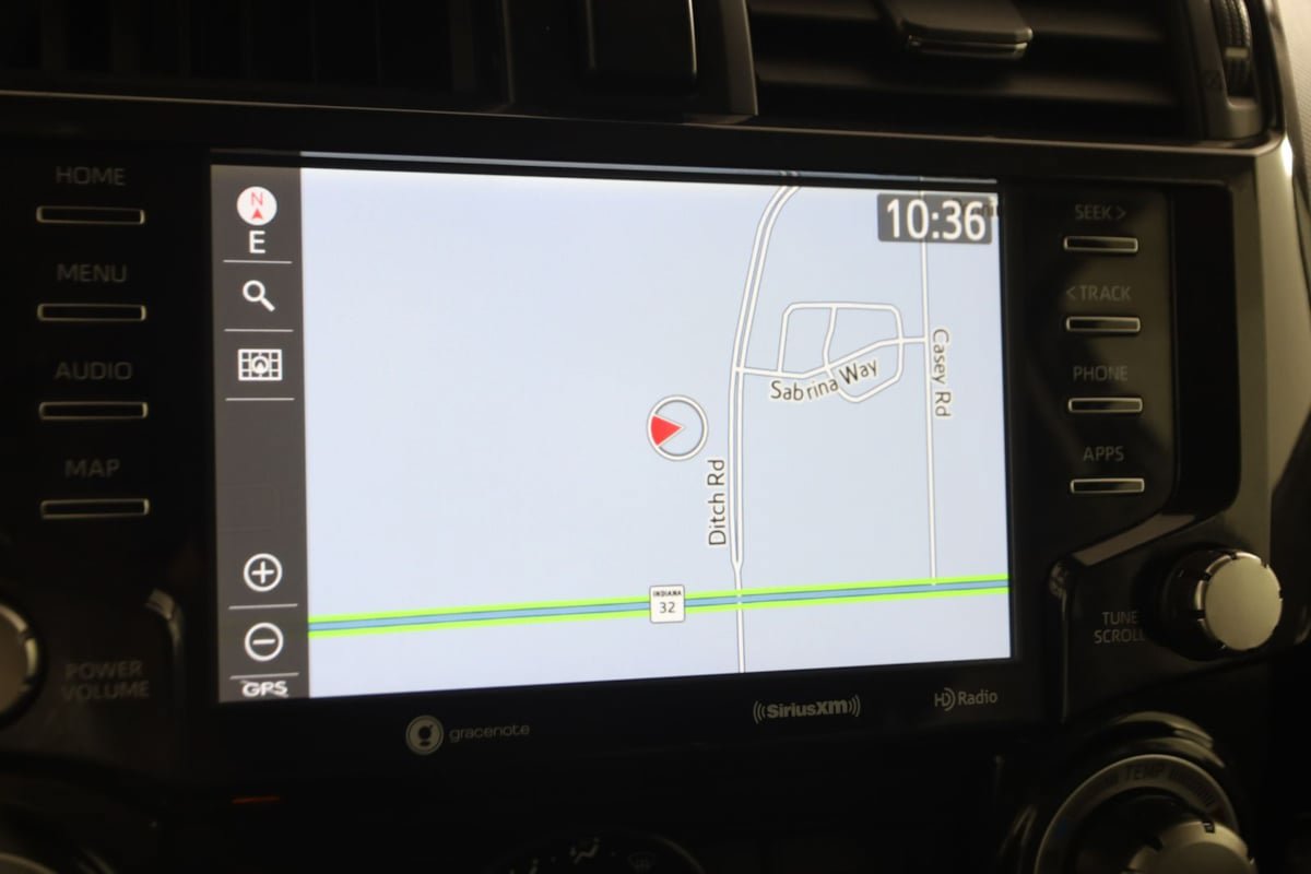Used 2021 Toyota 4Runner TRD Off-Road Premium AWD/4WD image 9