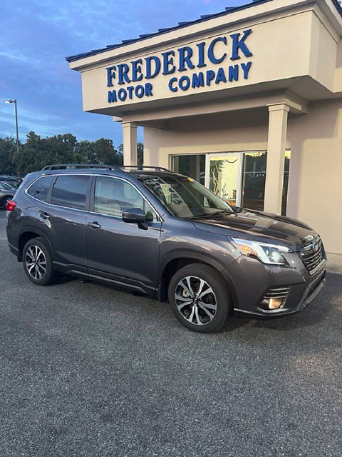 Used 2023 Subaru Forester Limited