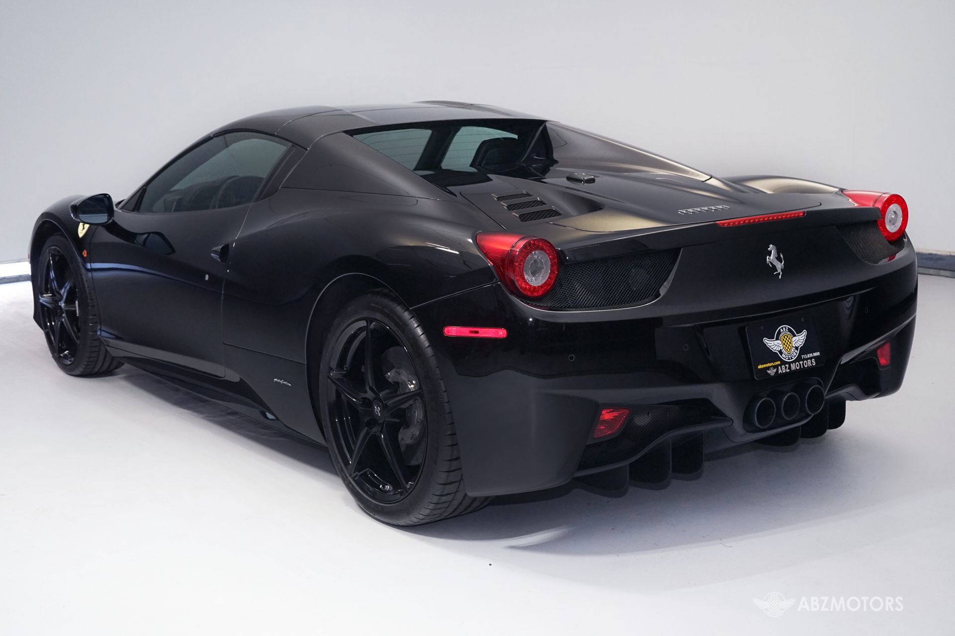 Used 2015 Ferrari 458 Spider image 7