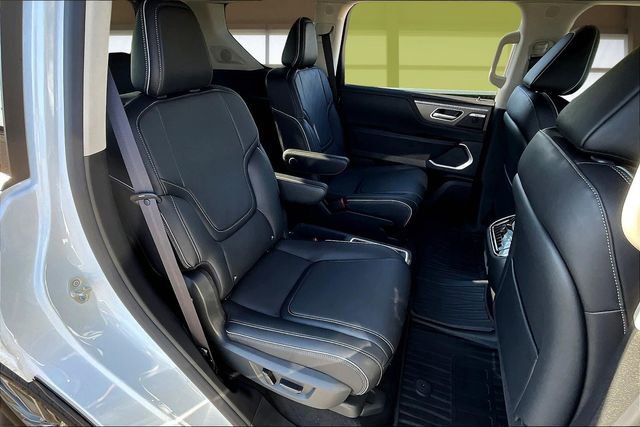 New 2026 INFINITI QX80 Luxe image 27