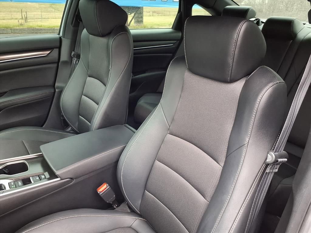 Used 2021 Honda Accord Sport image 12