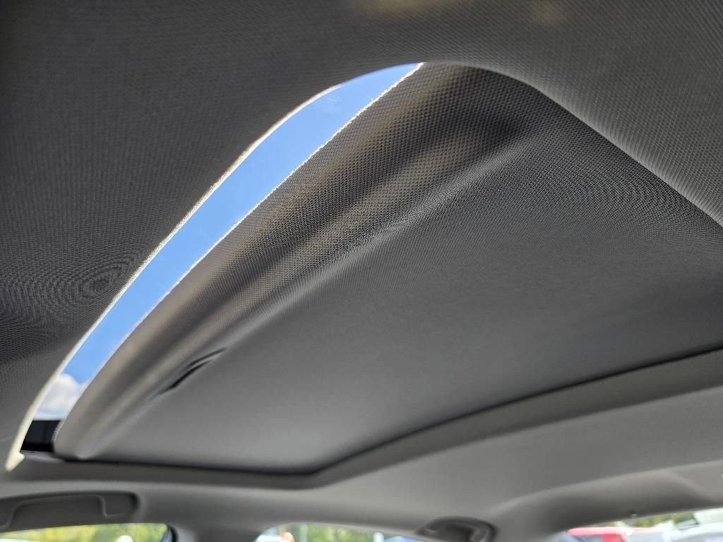 New 2025 Honda Accord SE image 24