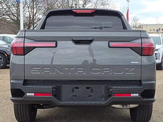 Certified 2025 Hyundai Santa Cruz SE image 15