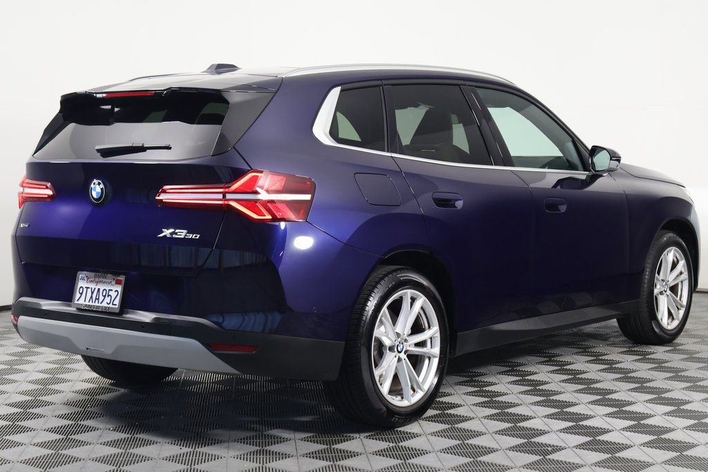 Used 2025 BMW X3 xDrive30i w/ Premium Package image 4