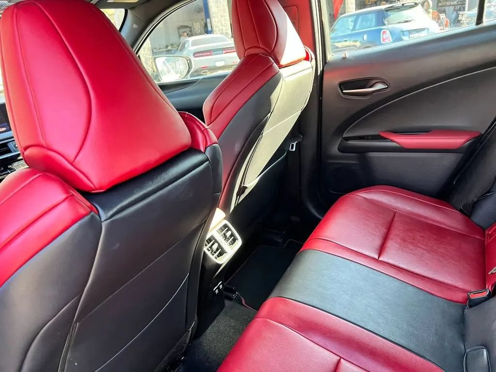 Used 2020 Lexus UX 250h F Sport AWD/4WD image 39