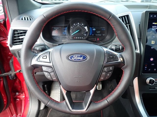Certified 2024 Ford Edge ST-Line AWD/4WD image 24
