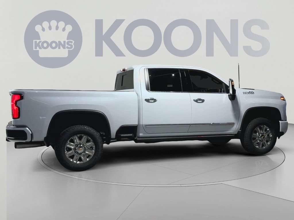 New 2026 Chevrolet Silverado 3500 High Country AWD/4WD image 12