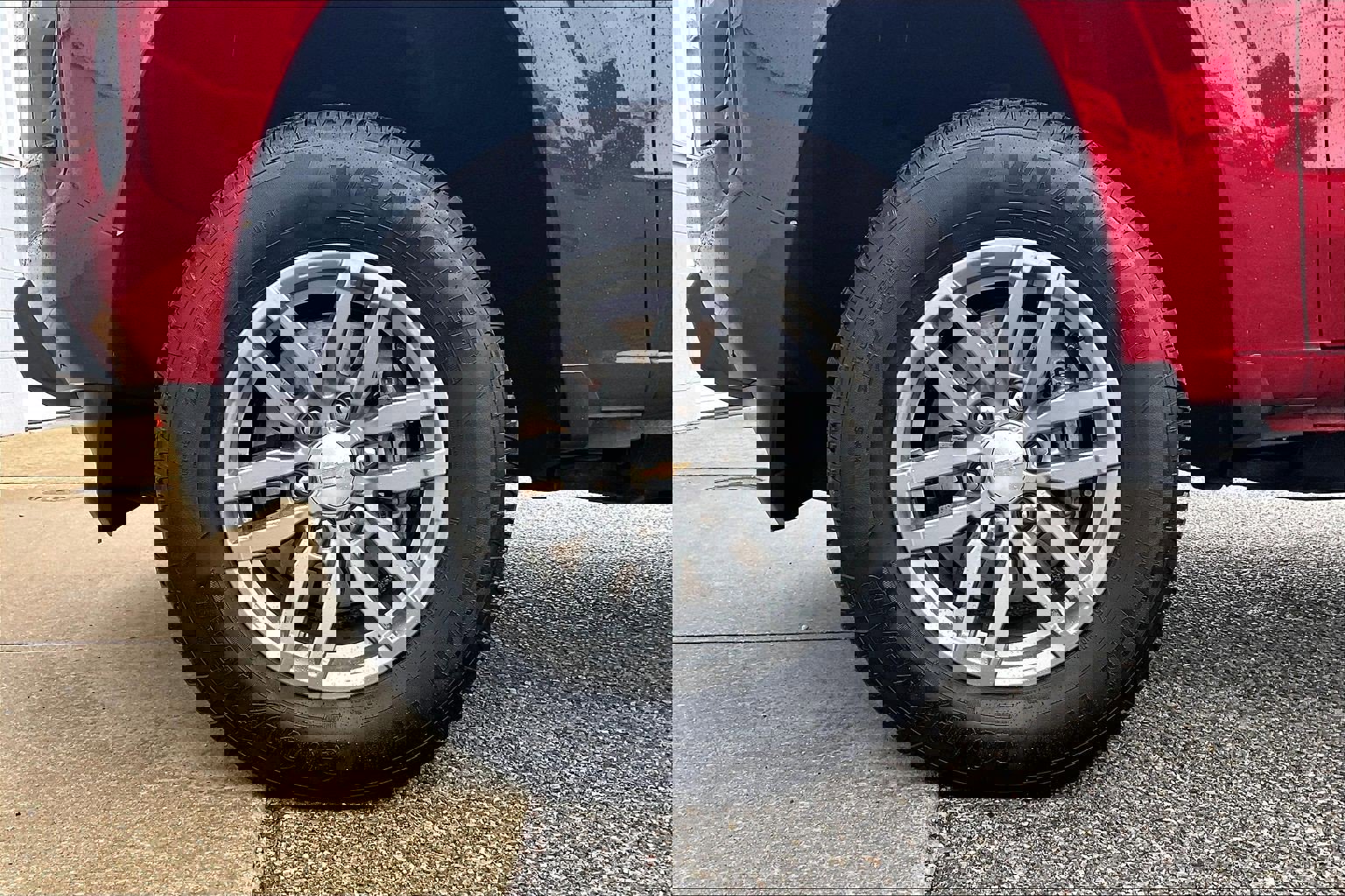 Used 2024 Chevrolet Colorado LT w/ LT Convenience Package image 11