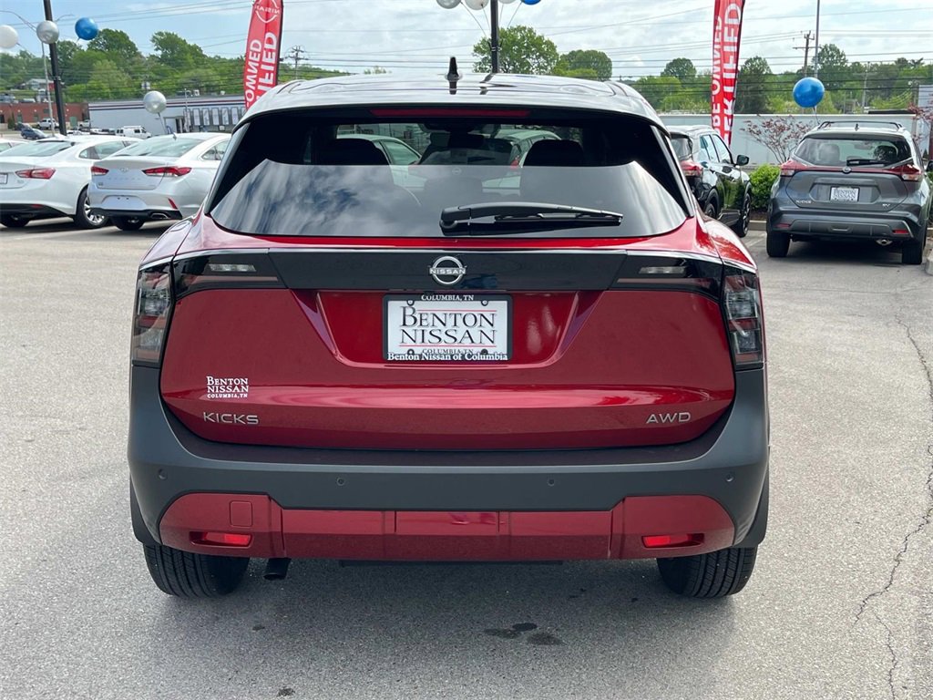 New 2025 Nissan Kicks SV w/ Illumination Package image 4