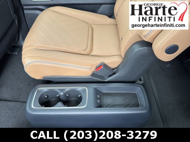 New 2026 INFINITI QX80 Luxe w/ Cargo Package image 14