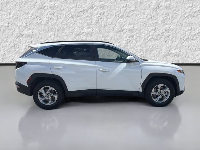 Used 2022 Hyundai Tucson SEL w/ Cargo Package AWD/4WD image 2