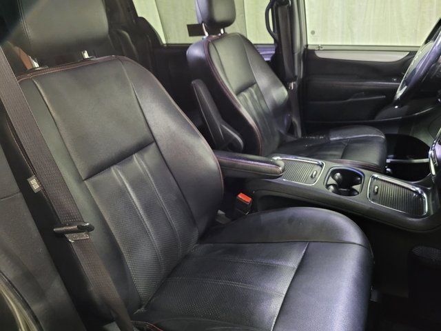 Used 2018 Dodge Grand Caravan GT image 51