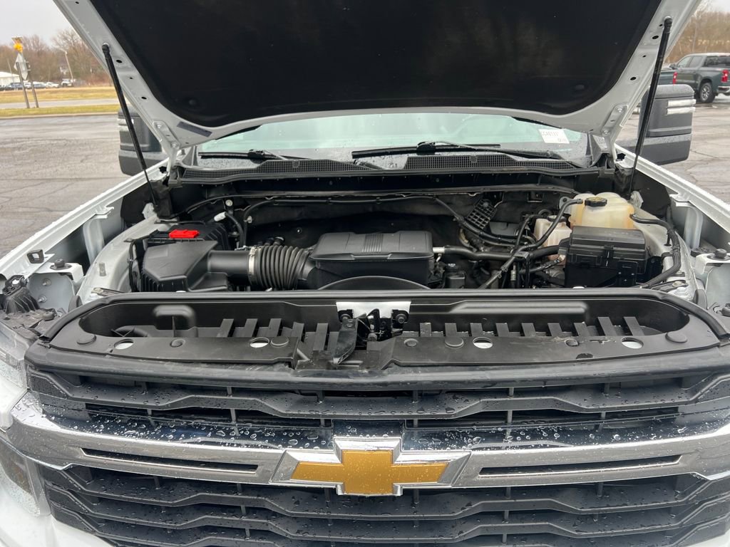 Used 2024 Chevrolet Silverado 2500 LT image 25