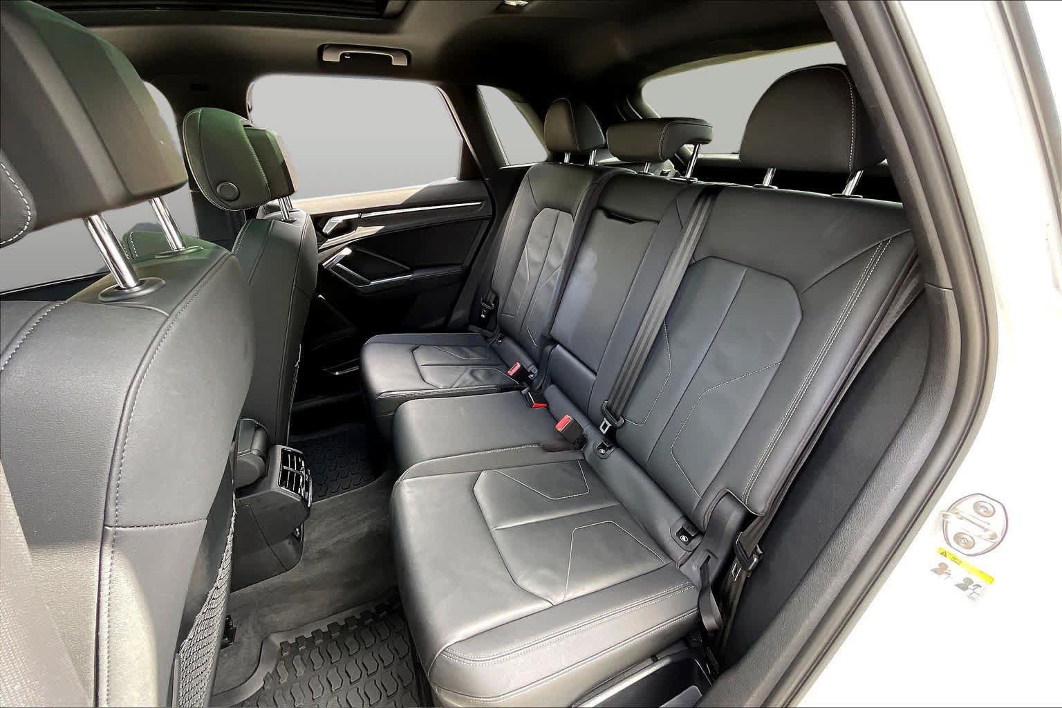 Used 2021 Audi Q3 2.0T Premium Plus AWD/4WD image 19