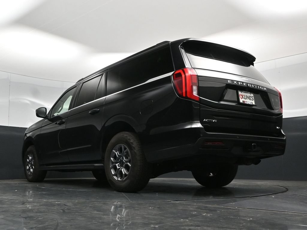 Used 2025 Ford Expedition Max Active AWD/4WD image 53