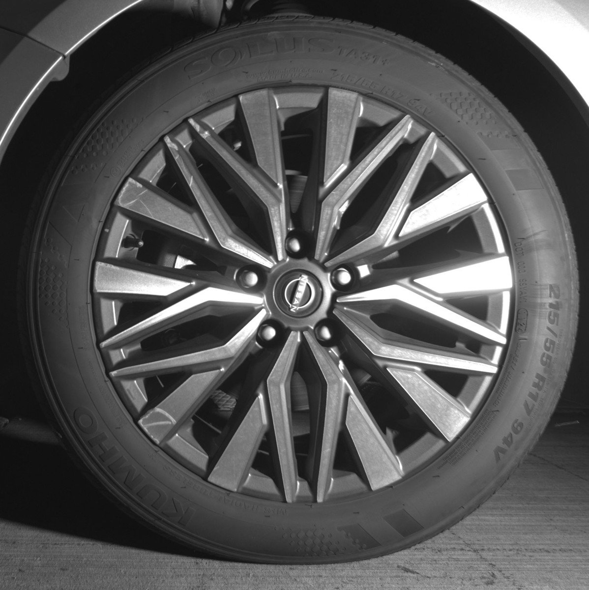 Used 2024 Nissan Altima 2.5 SV image 12