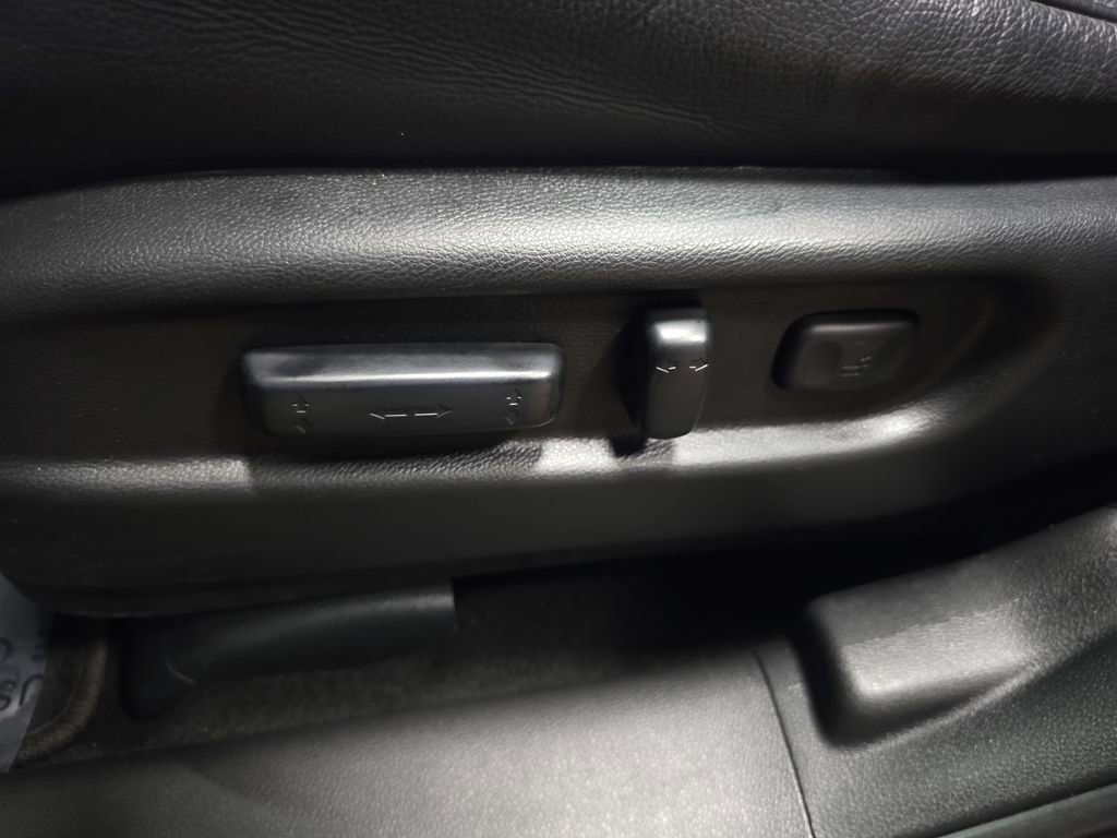 Used 2022 Honda Pilot EX-L image 32