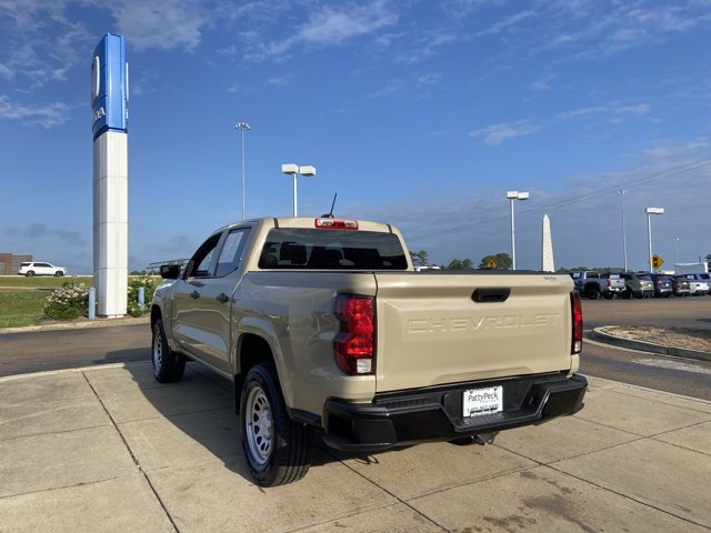 Used 2023 Chevrolet Colorado W/T image 9
