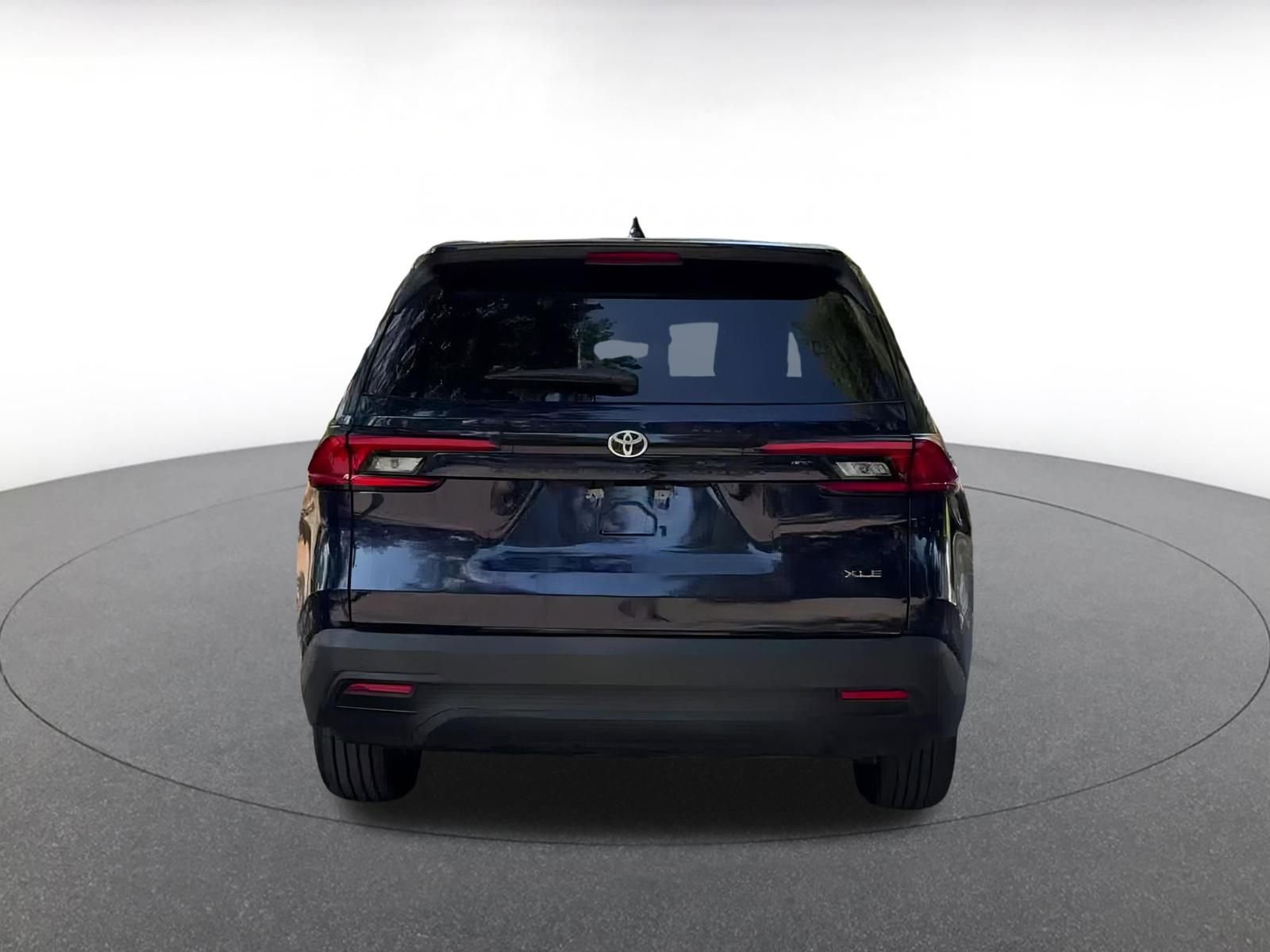 Used 2025 Toyota Grand Highlander FWD image 12