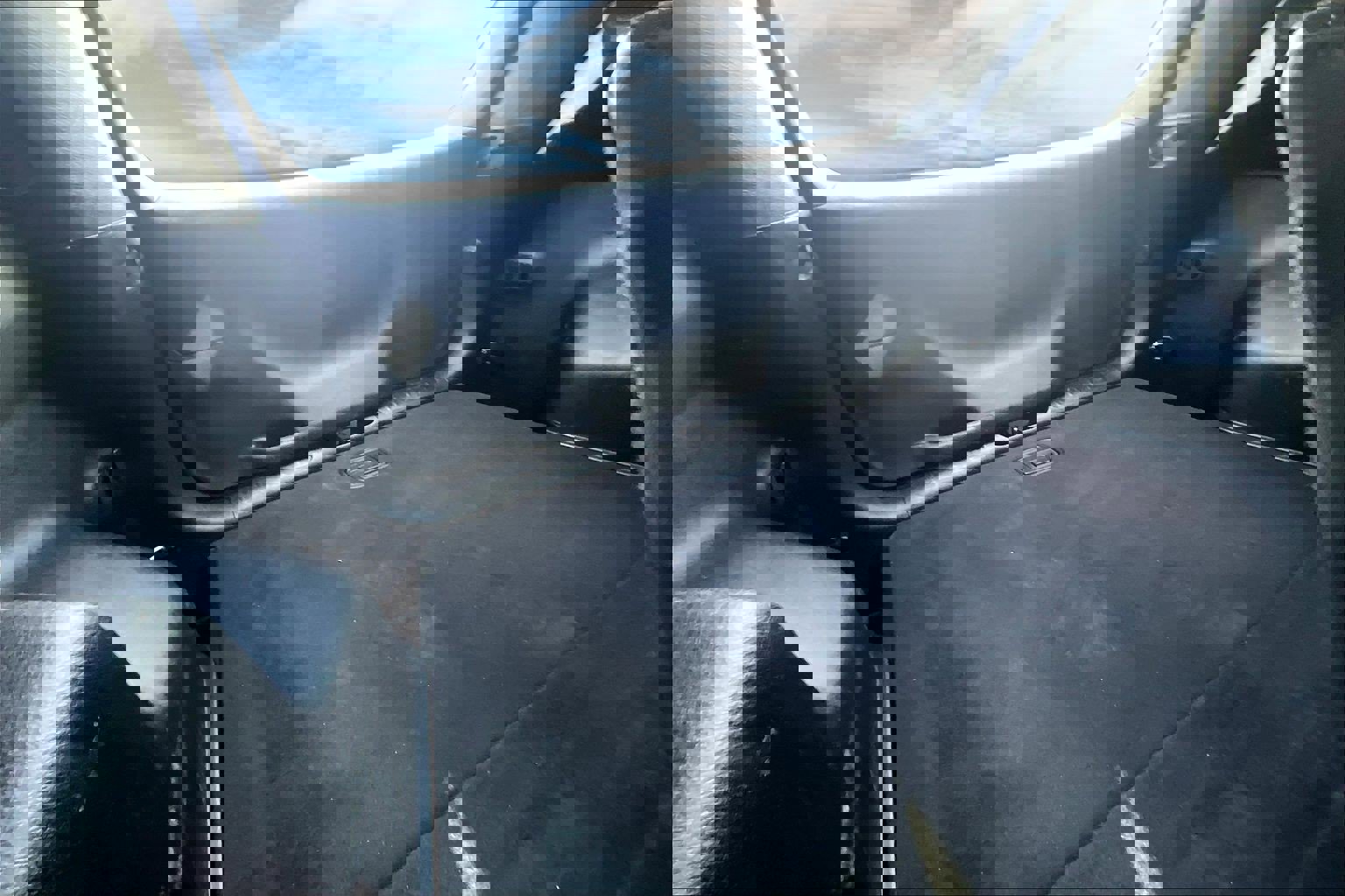 Used 2019 Jeep Cherokee Latitude Plus w/ Cold Weather Group image 17