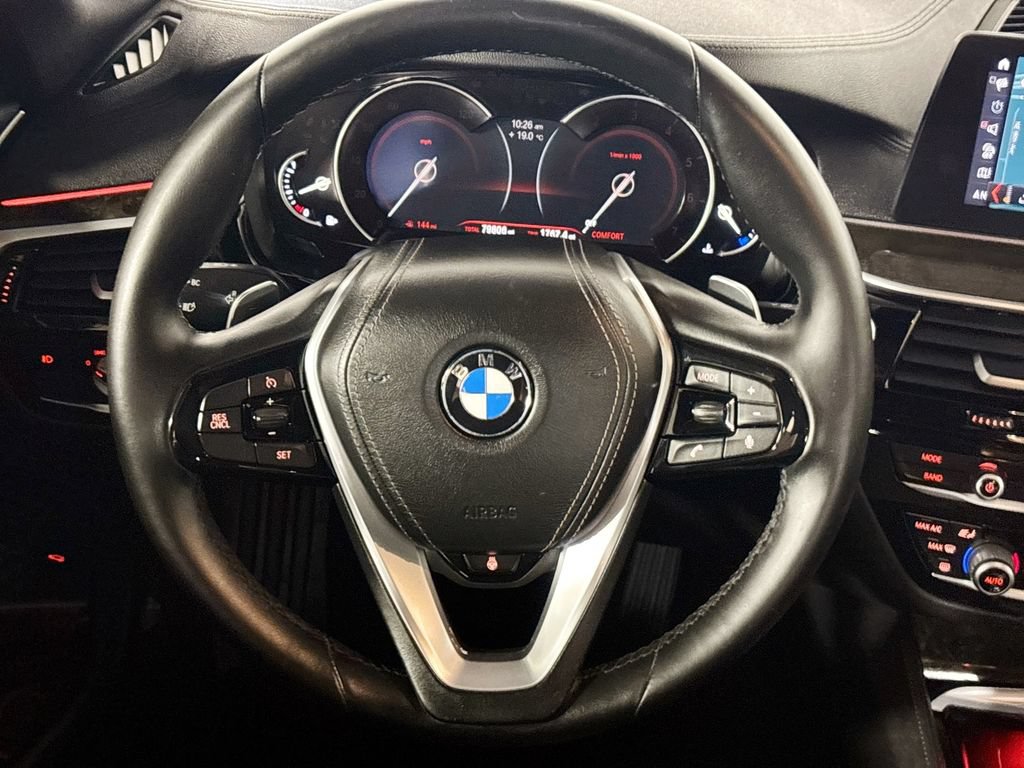 Used 2017 BMW 540i RWD image 13