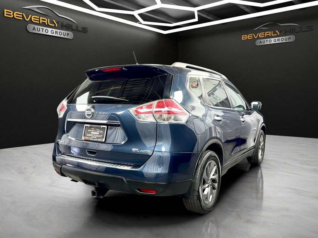 Used 2016 Nissan Rogue SL w/ SL Premium Package image 5