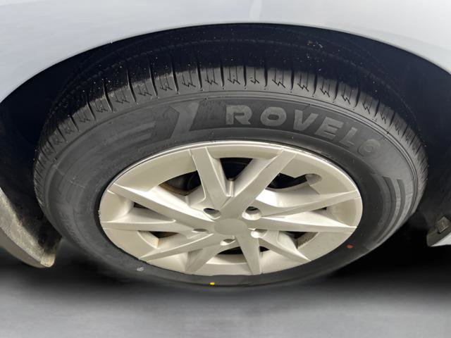 Used 2016 Toyota Prius V Five image 20