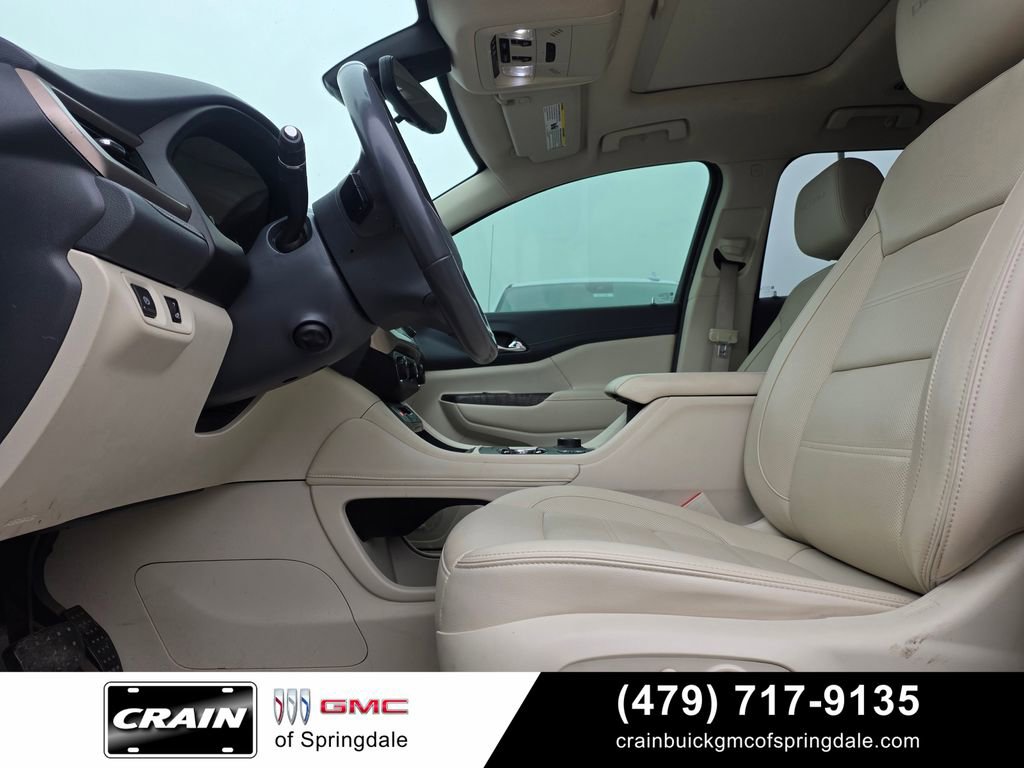 Used 2020 GMC Acadia Denali AWD/4WD image 9