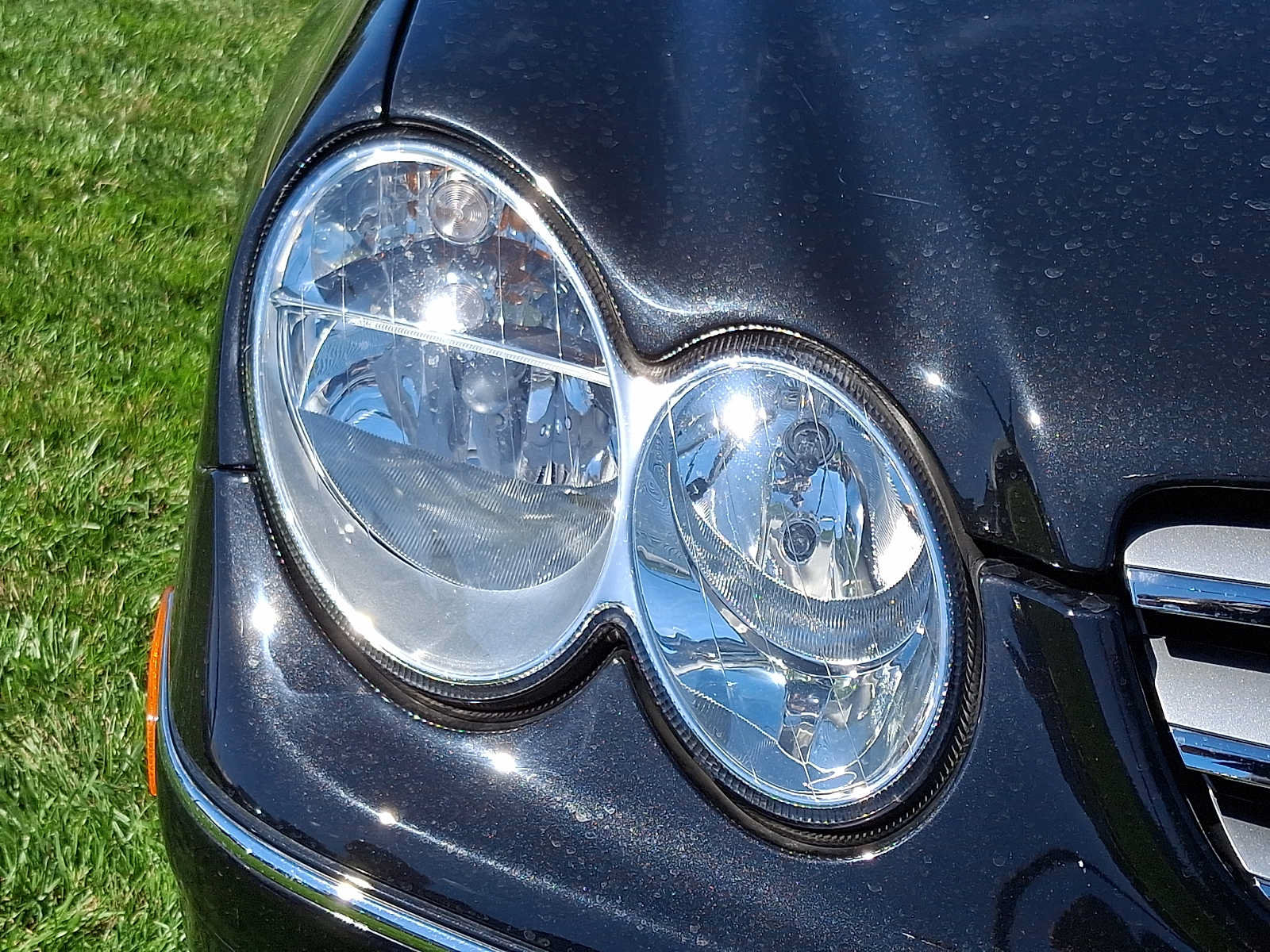 Used 2005 Mercedes-Benz CLK 320 Cabriolet image 9