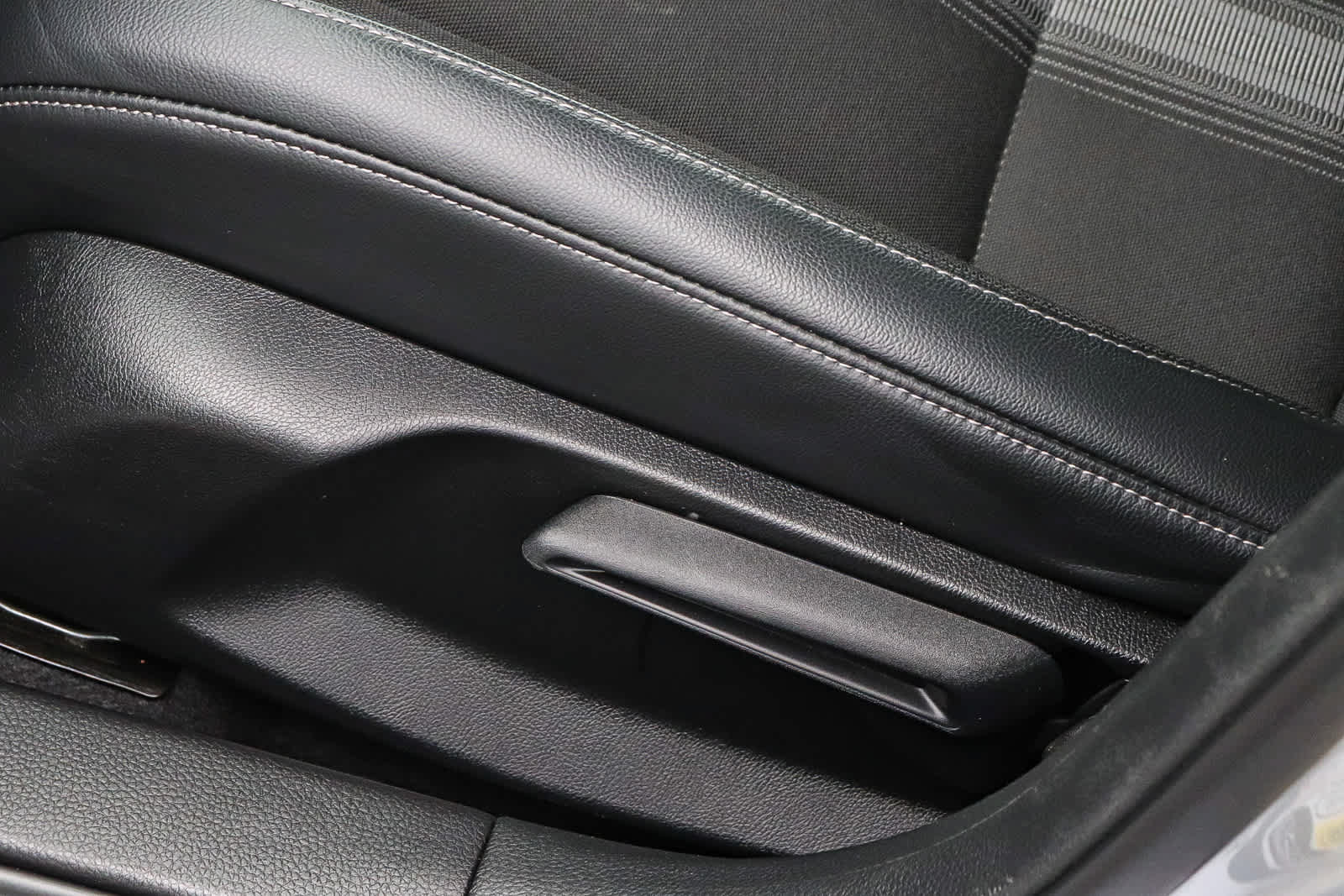Used 2022 Honda Civic Sport image 29