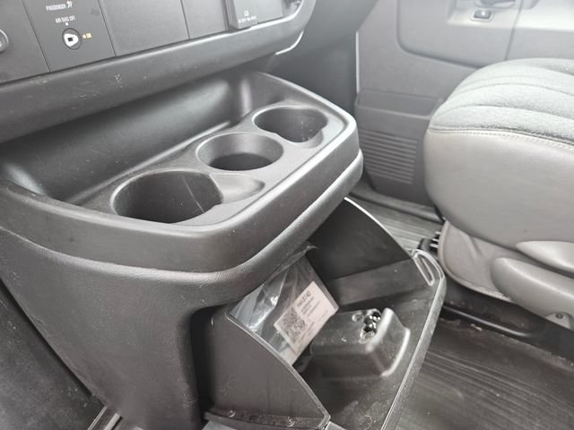 Used 2025 Chevrolet Express 2500 w/ Driver Convenience Package RWD image 26