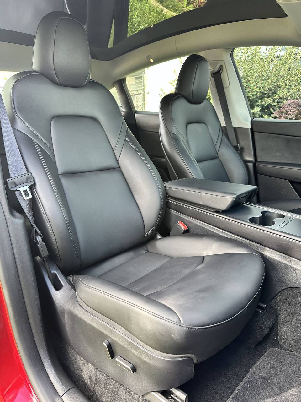 Used 2025 Tesla Model Y Performance AWD/4WD image 21