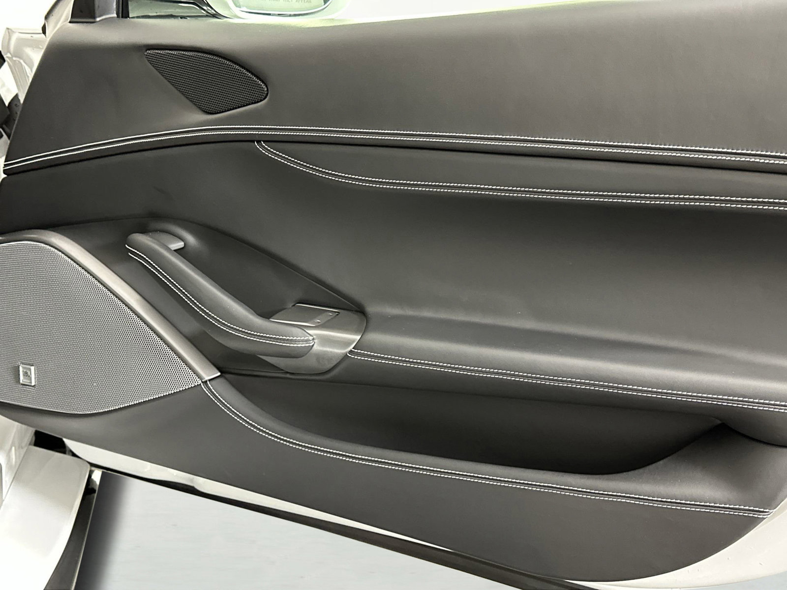 Used 2022 Ferrari Portofino M image 30