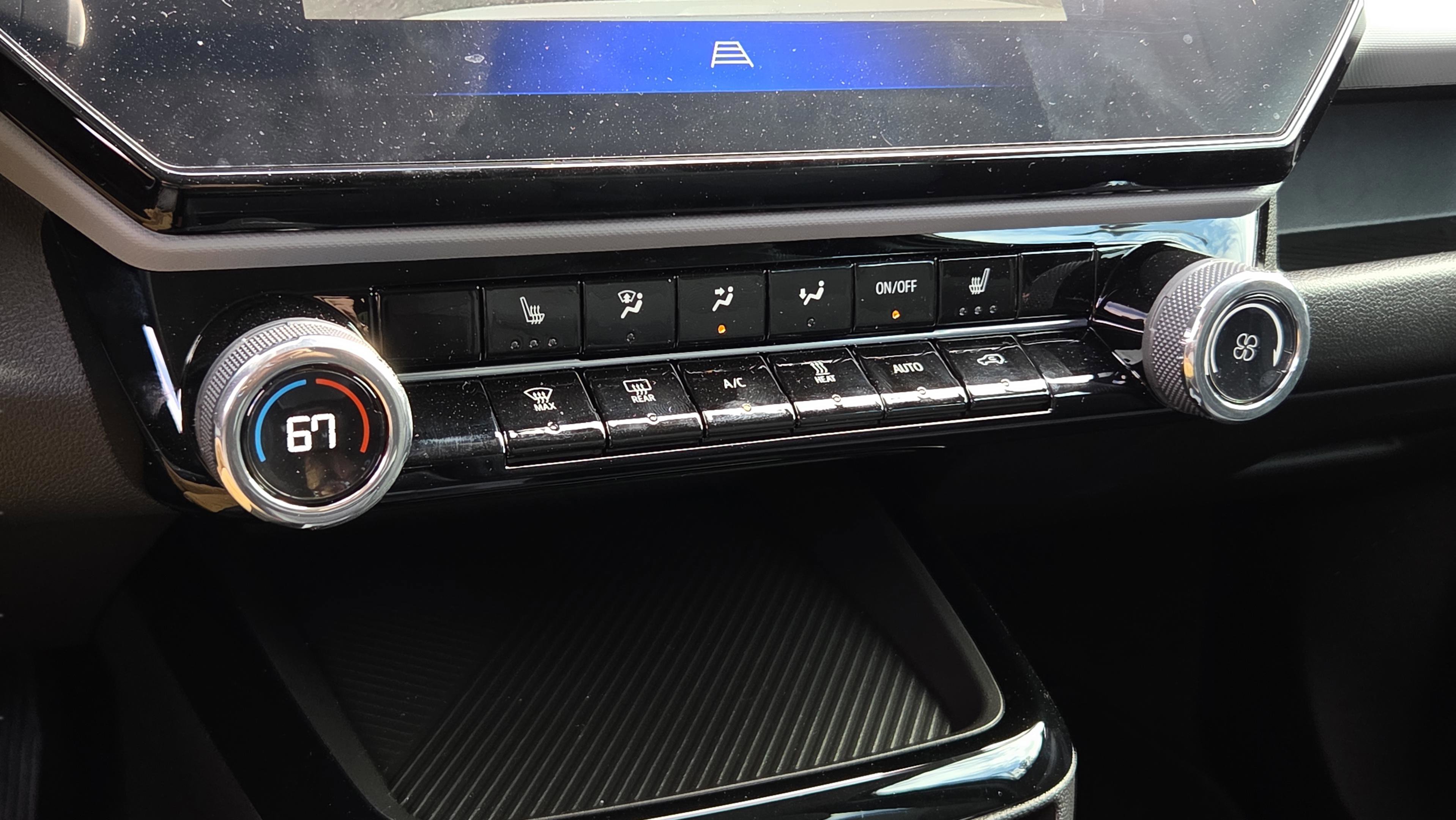 New 2027 Chevrolet Bolt LT w/ Comfort Package image 18