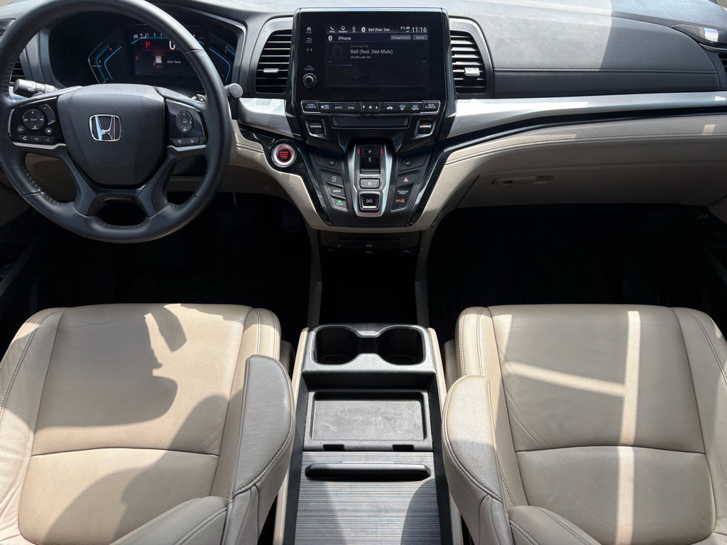 Certified 2022 Honda Odyssey Touring image 2
