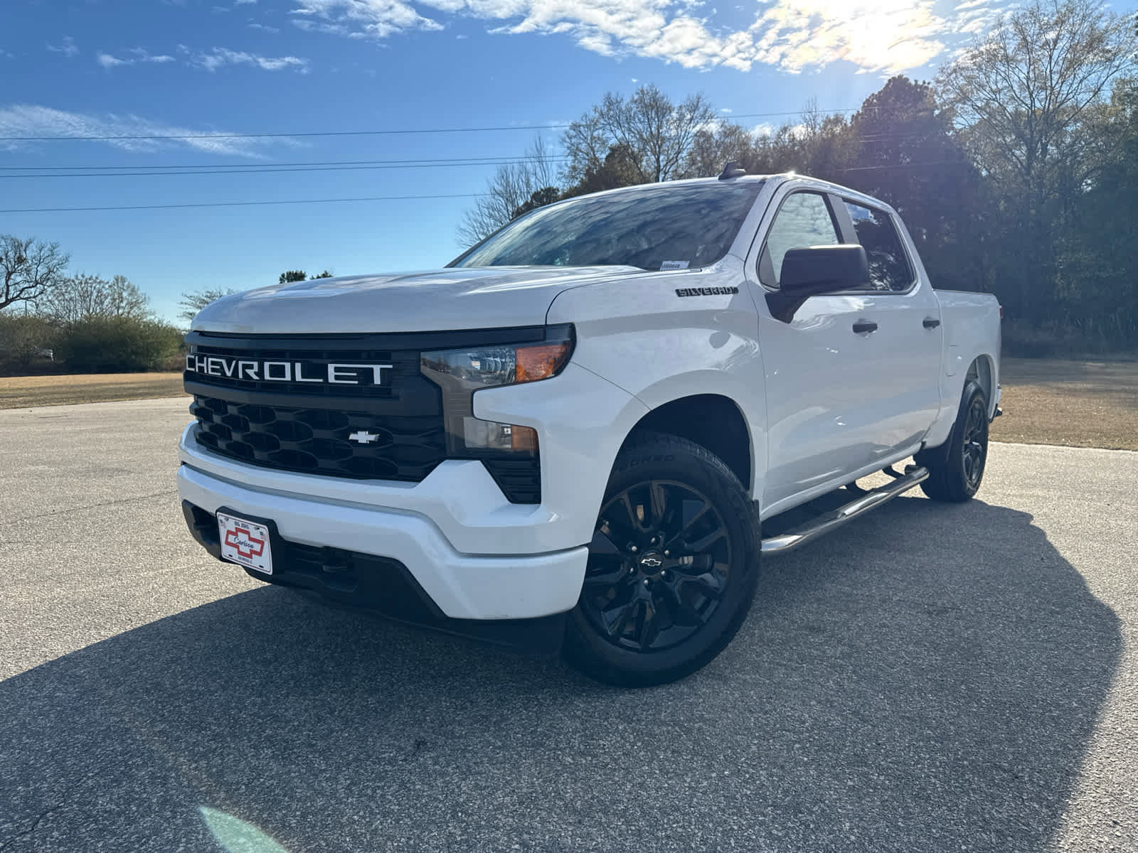 Used 2022 Chevrolet Silverado 1500 Custom RWD image 2