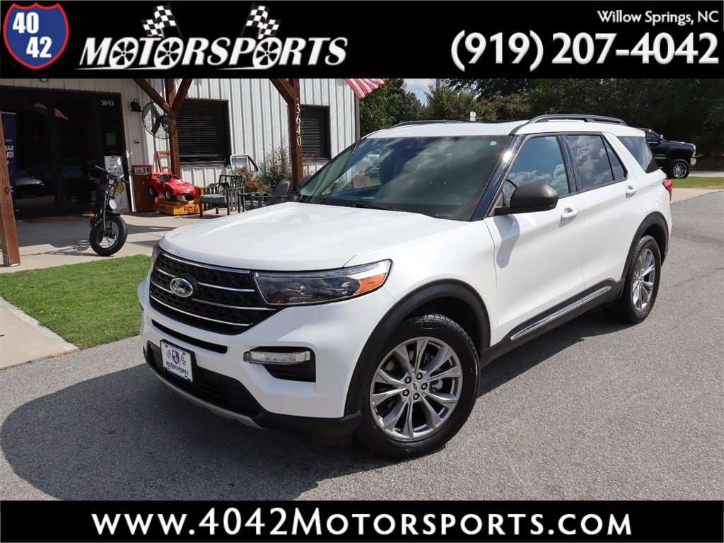 Used 2022 Ford Explorer XLT w/ Equipment Group 202A RWD image 1