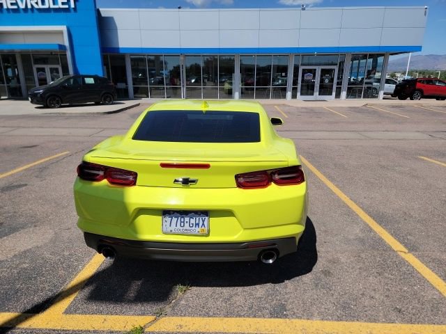 Used 2020 Chevrolet Camaro LT RWD image 6