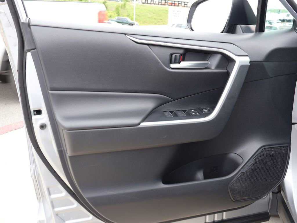 Used 2023 Toyota RAV4 XLE w/ Convenience Package AWD/4WD image 21