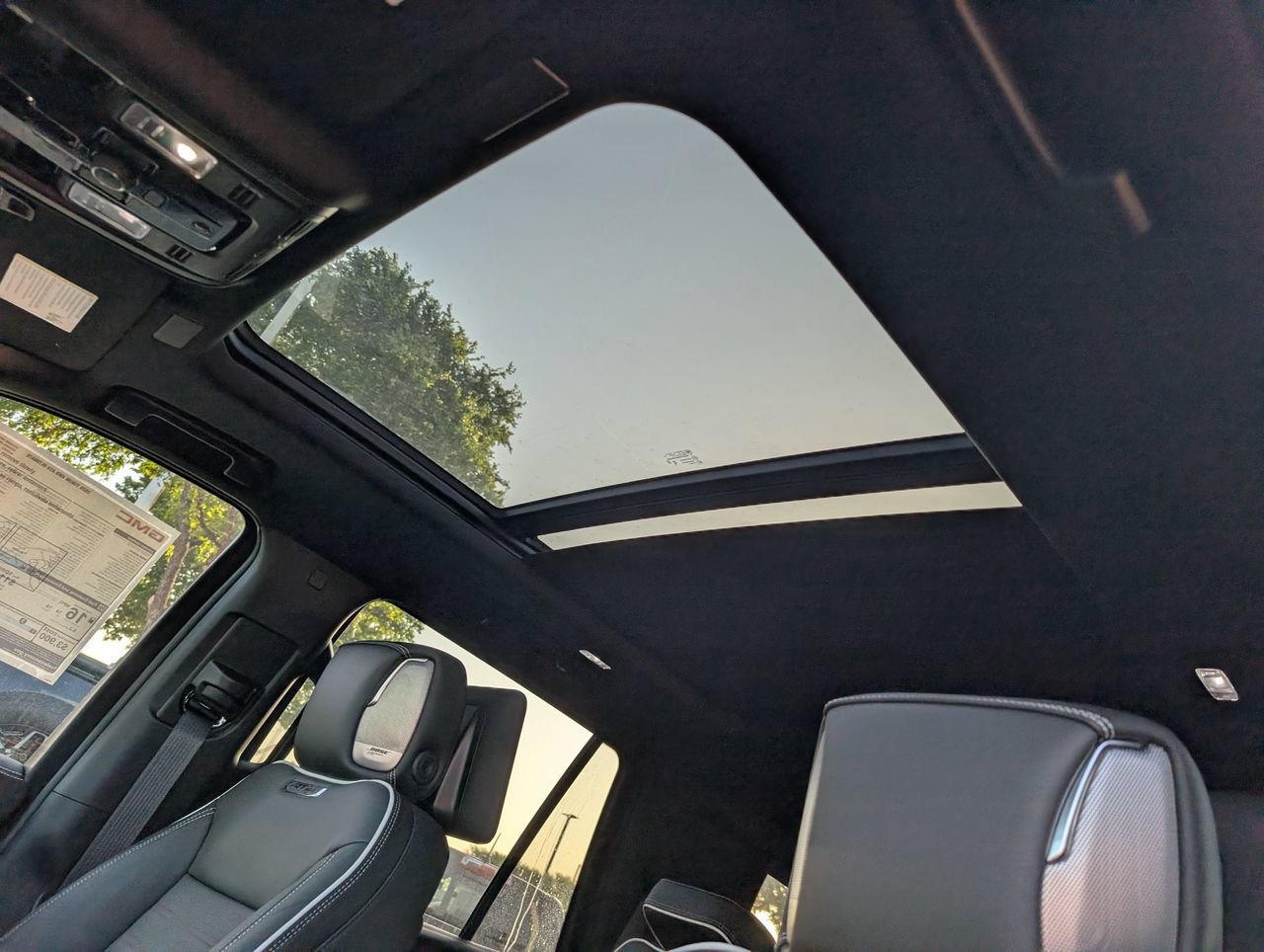 New 2026 GMC Yukon AT4 Ultimate AWD/4WD image 19