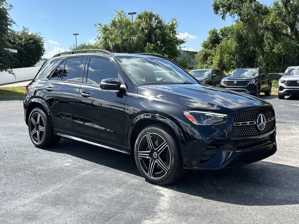 Used 2025 Mercedes-Benz GLE 450 4MATIC image 2