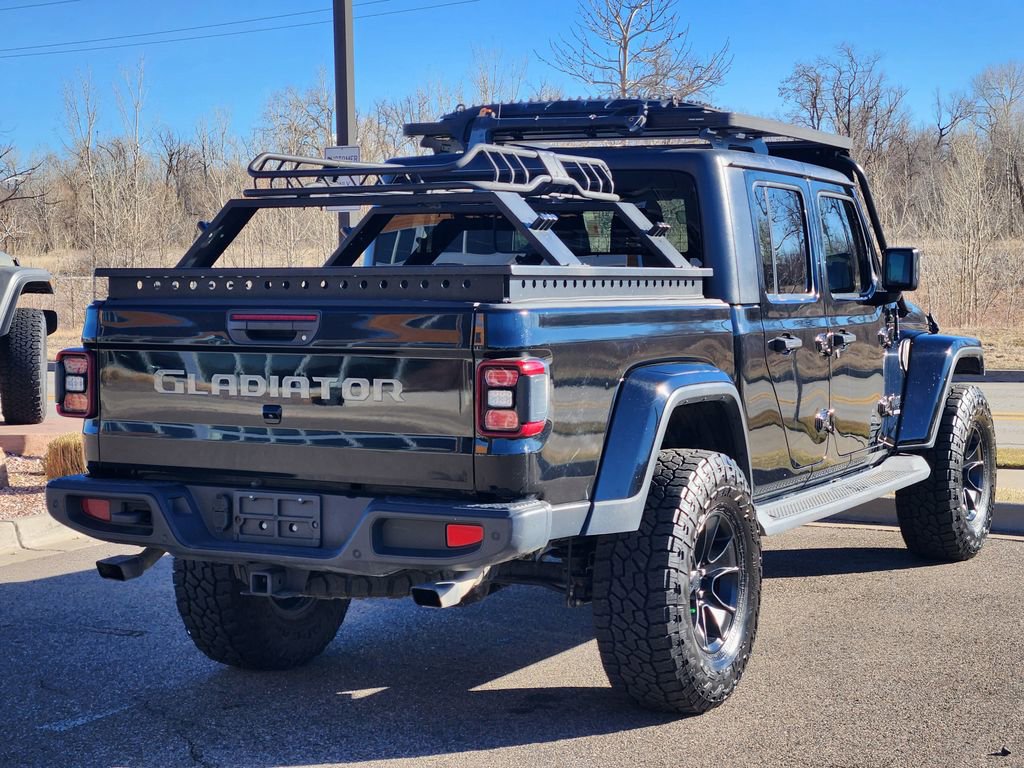 Used 2020 Jeep Gladiator Overland image 3