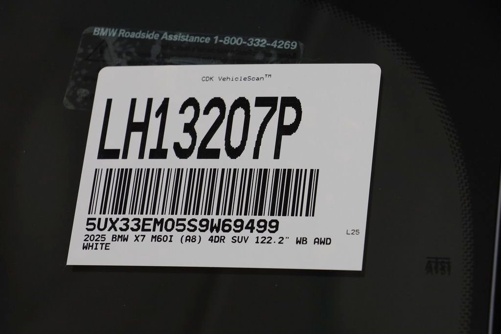 Used 2025 BMW X7 M60i image 26