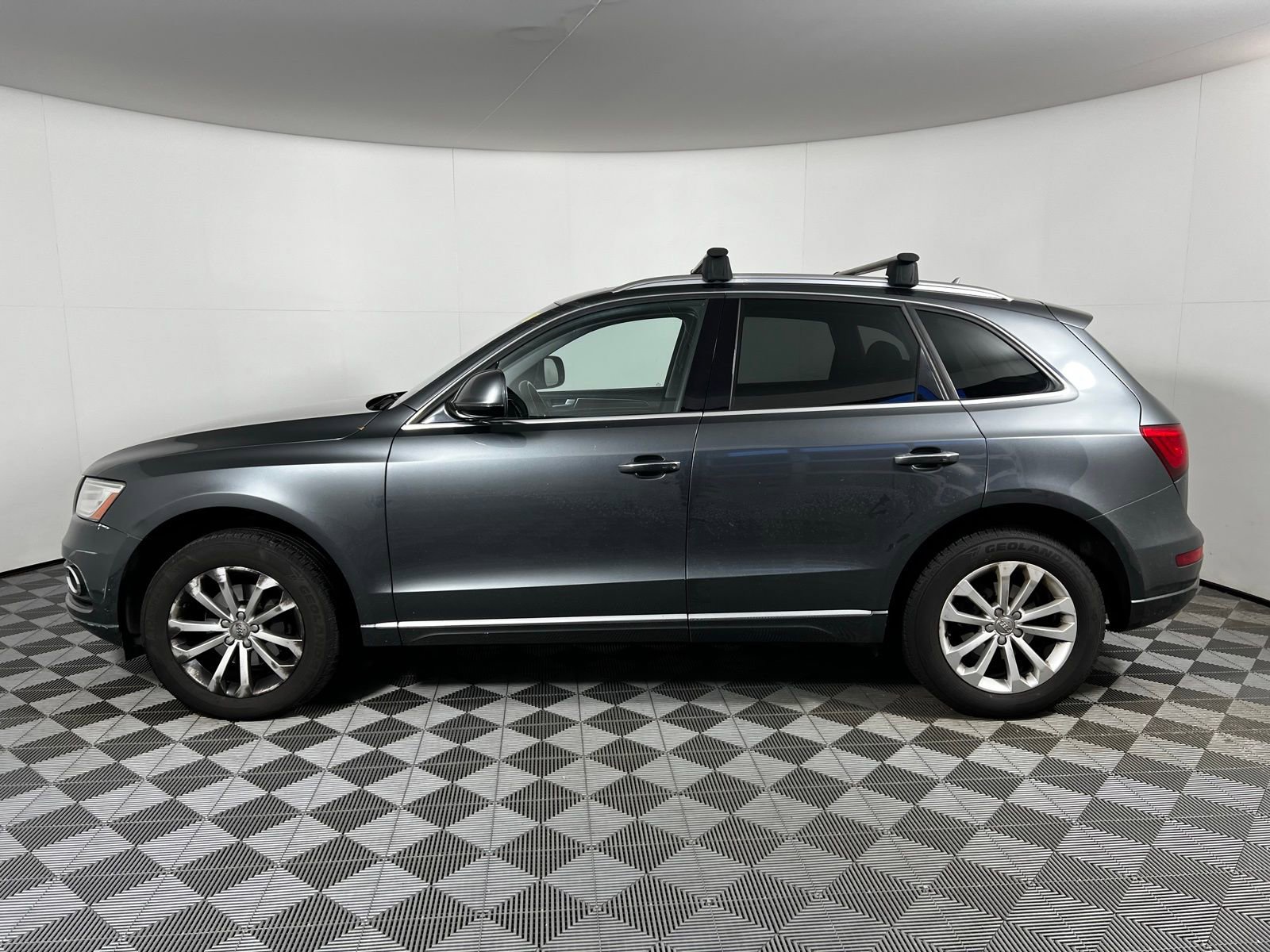 Used 2017 Audi Q5 2.0T Premium image 8