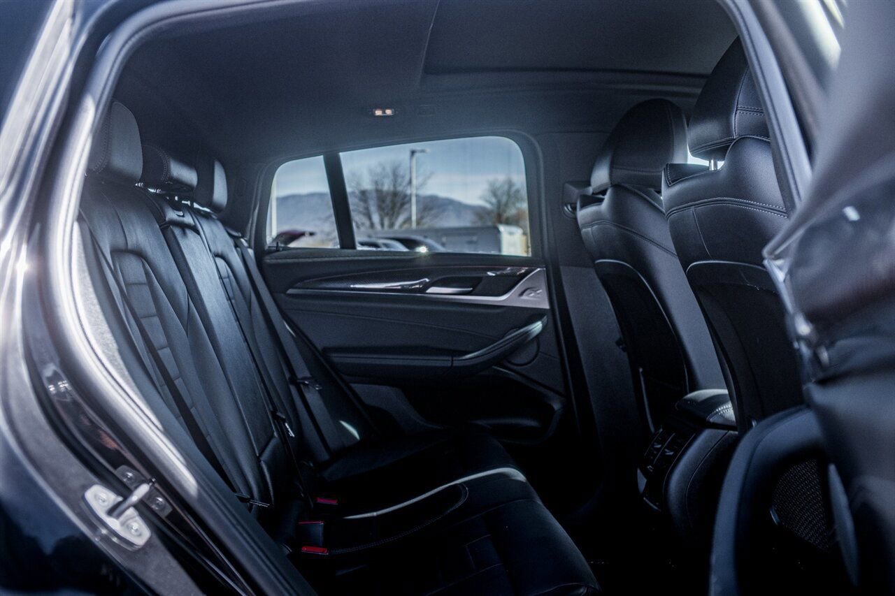 Used 2022 BMW X4 M image 44